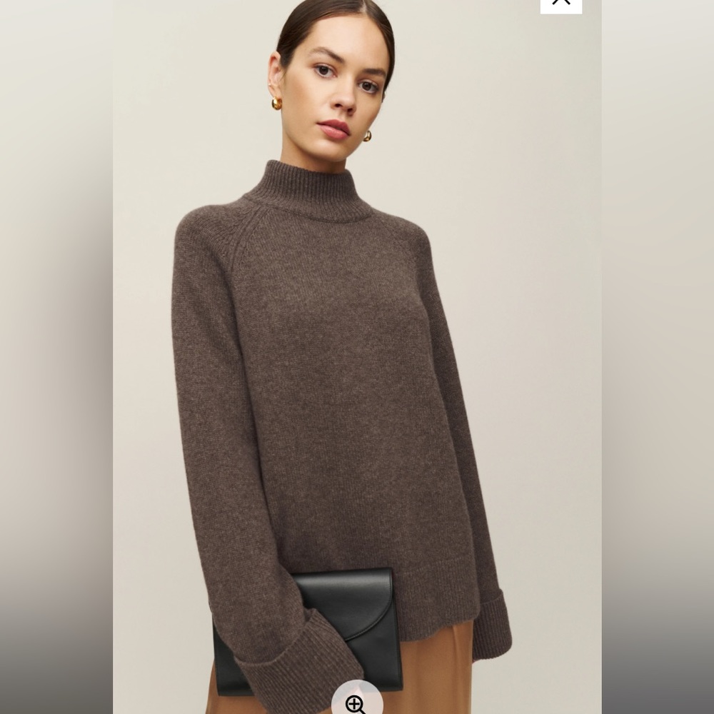 Cashmere turtle neck